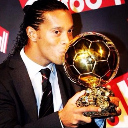 Ronaldinho to present Ballon d?Or on Monday as Demb?l?, Yamal emerge top contenders