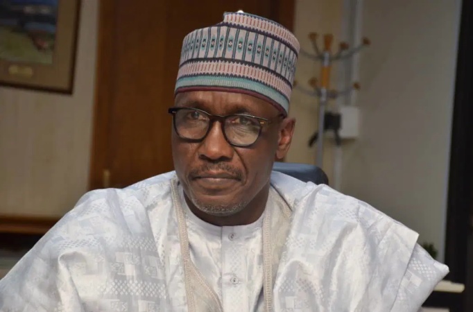 Alleged money laundering: Judge transfers EFCC?s case against Mele Kyari for reassignment