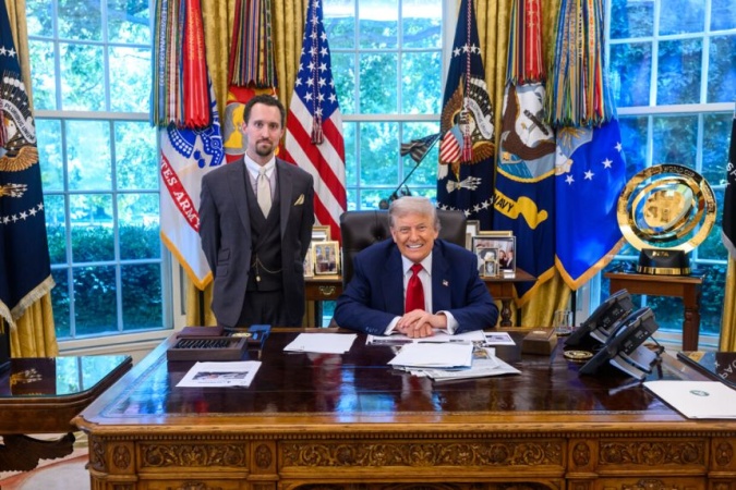 White House withdraws Trump?s controversial nominee to lead BLS after ousting predecessor over jobs data