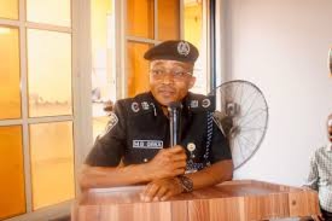 Police enforce vehicles tinted glass permit Oct. 2 in Enugu
