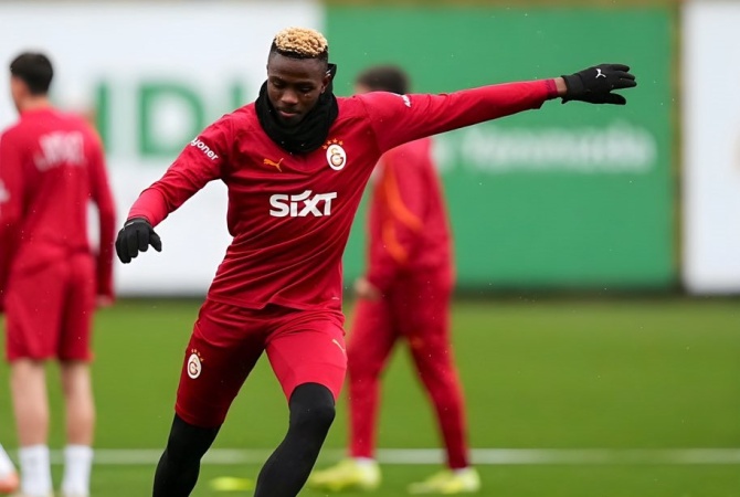 UCL: Osimhen took injections to play against Liverpool ? Rodop