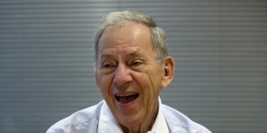 ?Bad market?: Billionaire loses $730 million in four months
