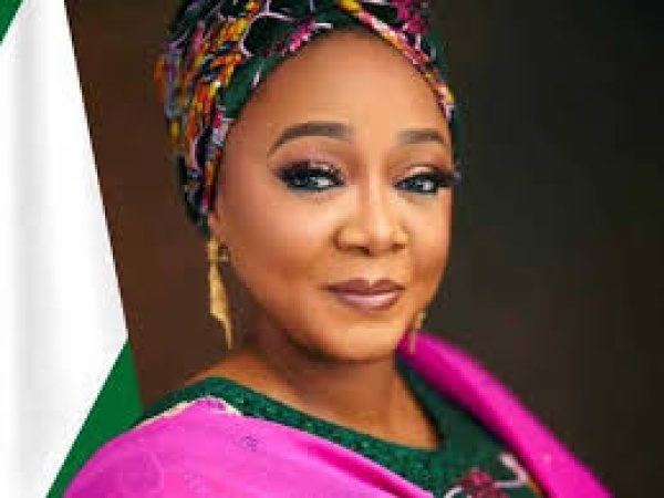 Early marriage threatens national growth ? Minister