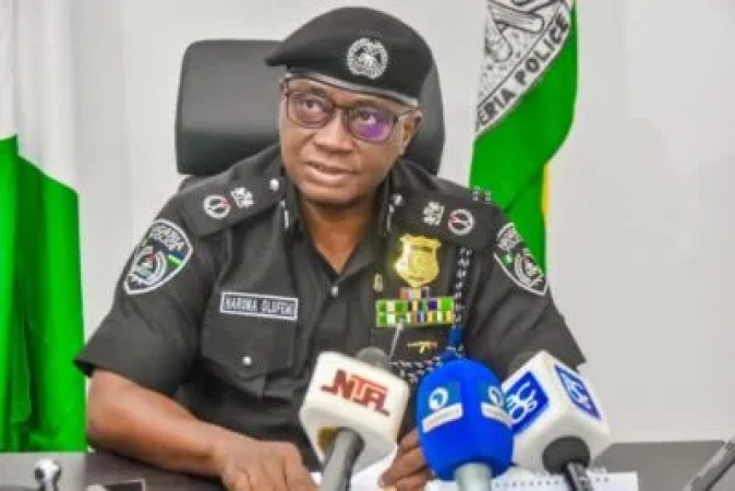 Police parade suspected cultist for alleged murder, 5 others in Oyo