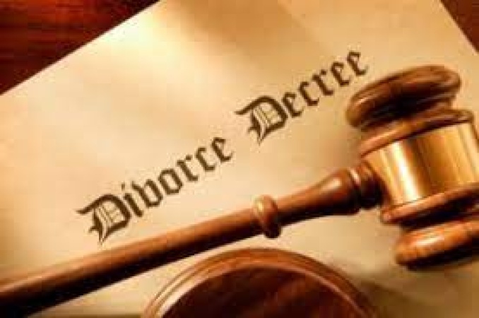 Confusion in court as woman slumps after husband insists on divorce