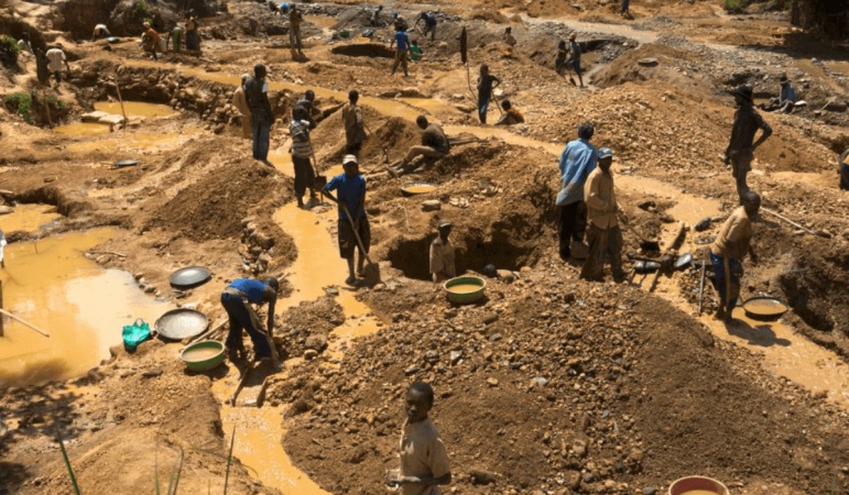FG Approves First Mining Site In Lapai, Niger State, As 23 Farmers Get Compensation