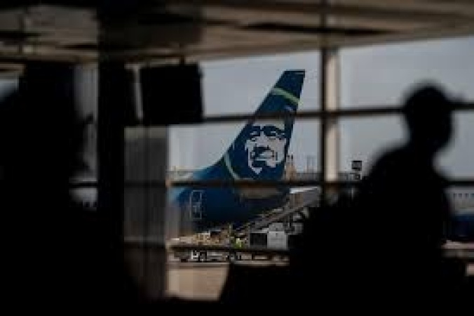 Alaska Airlines resumes operations after IT outage canceled hundreds of flights