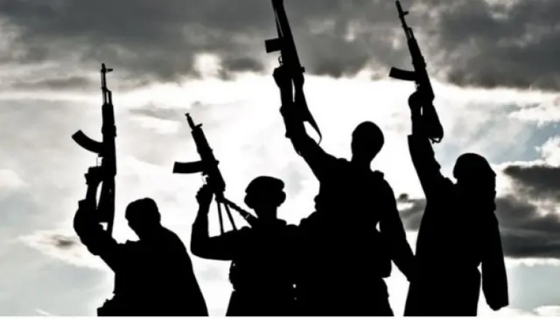 One killed, nine houses burnt as militia attacks returning IDPs in Taraba