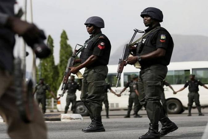 Youths clash with police over death of kinsman in custody