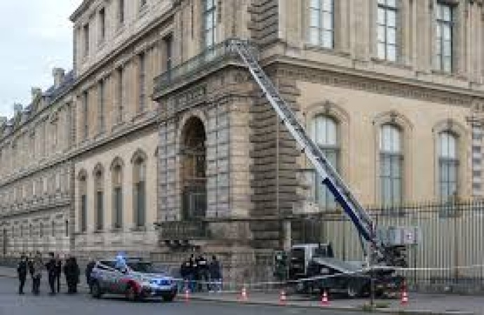 Louvre heist suspects have admitted involvement in jewels theft