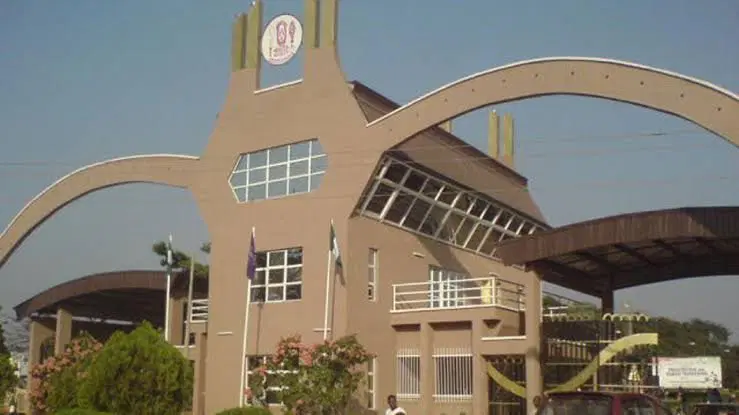 UNIBEN bans students? sign-out celebration