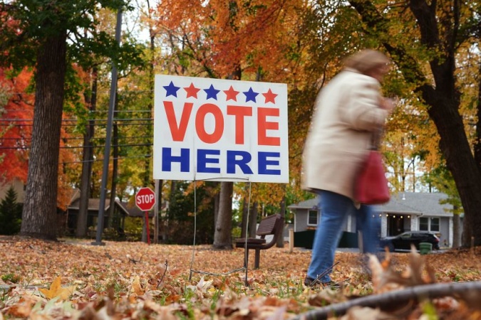 Federal judge rules Trump can?t require citizenship proof on federal voting form