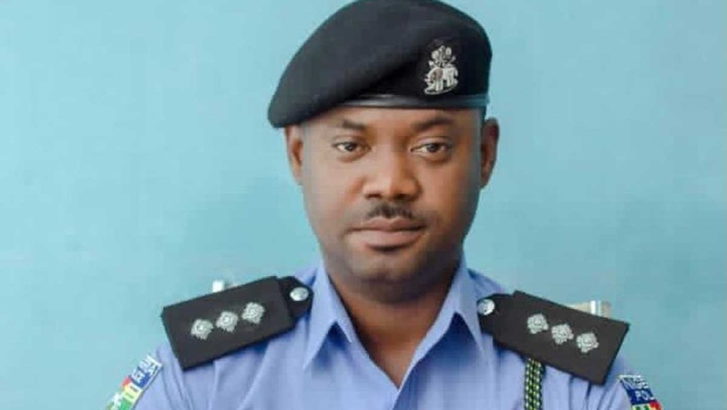 Police arrest 6 armed robbery suspects in Oyo, recover items
