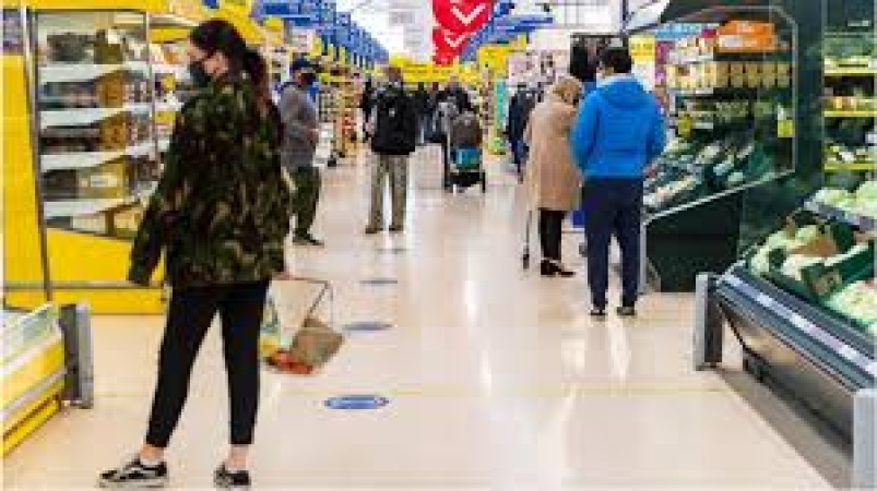 More people in UK using family help than Buy Now Pay Later loans