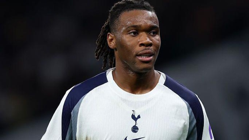 Spurs support Udogie after alleged gun threat
