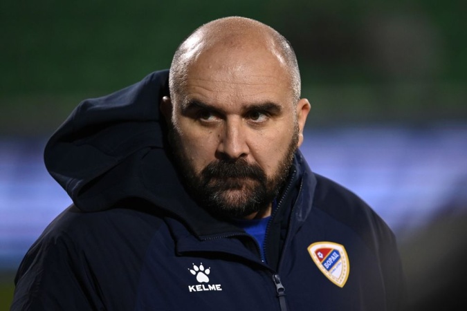 Shock, mourning as coach slumps, dies during match