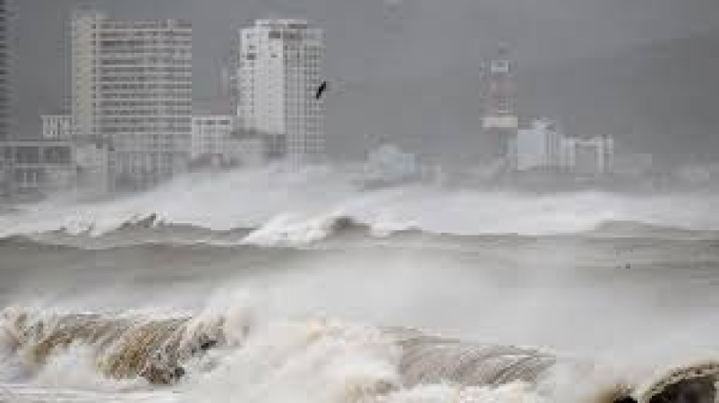 Typhoon heads for Vietnam after 114 killed in the Philippines