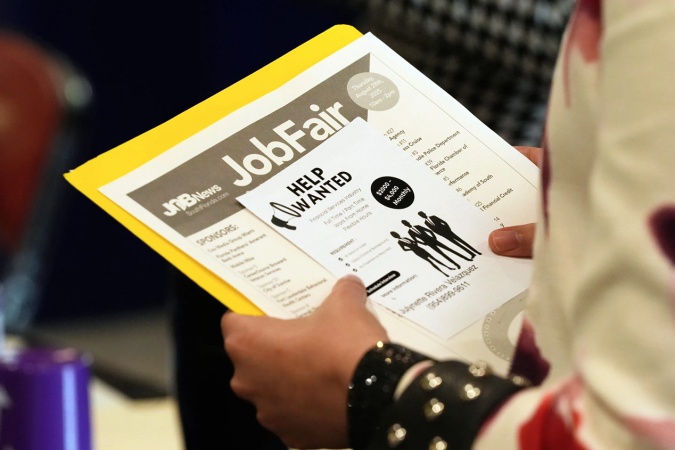 Meet a 32-year-old who quit her job a year ago and is still looking after 700 applications and counting in the ?low-hire, low-fire? job market