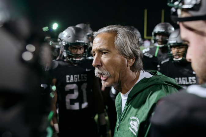 John Beam, beloved former football coach featured in Netflix?s ?Last Chance U?, dies after shooting on California campus