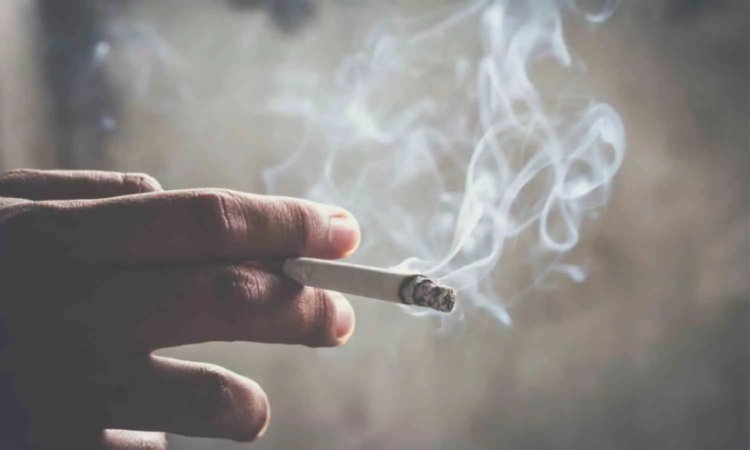 Just two cigarettes daily raise heart failure risk by 50 per cent ? Study