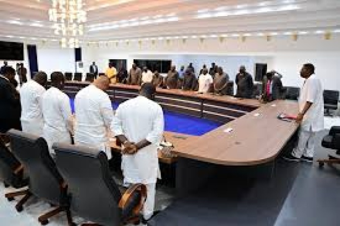 Cross River Gov summons 18 LG chairmen as security concerns intensify