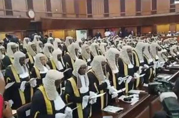 Executive grip fuelling corruption in judiciary, Nigerians react to Tinubu?s alarm
