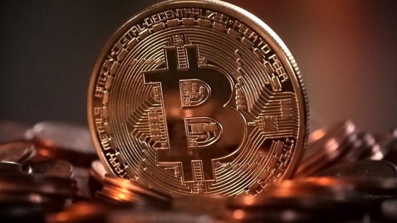 Bitcoin loses yearly gains: Why and what next?