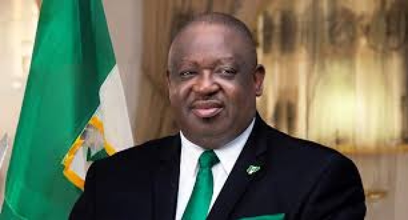 Plateau: Confusion as anti-Mutfwang protesters, commuters clash inside metro buses