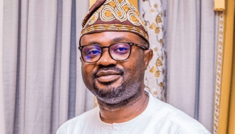 FG unveils ECOWAS biometric card, highlights security gains