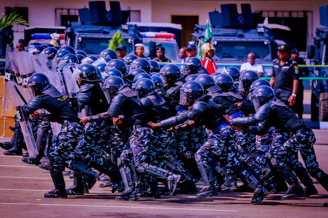 Two nabbed with narcotics in joint security raids on criminal hideouts in Ibadan