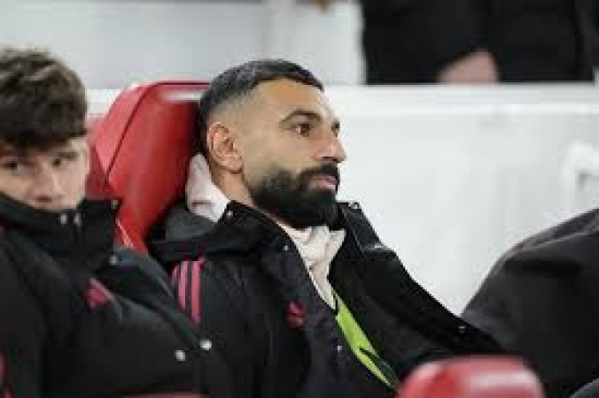 Mohamed Salah casts Liverpool future in doubt, saying he’s been ‘thrown under the bus’