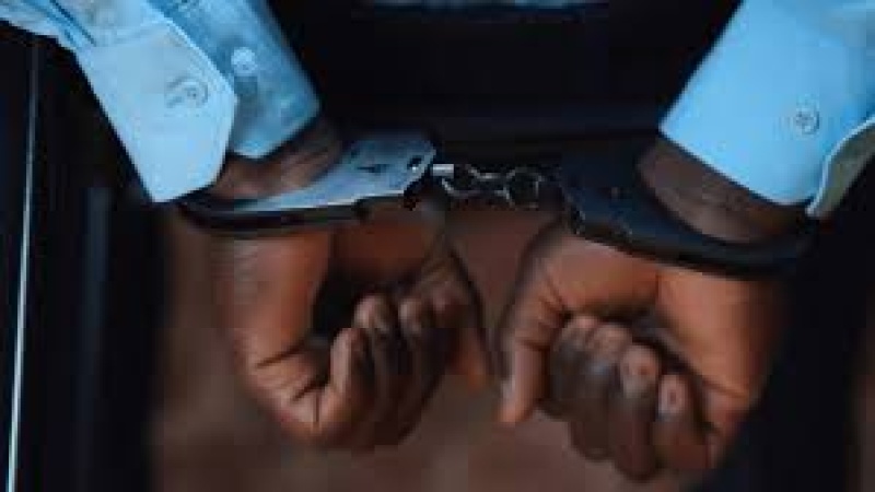 Civil servant jailed for collecting salary for 10 years without going to work