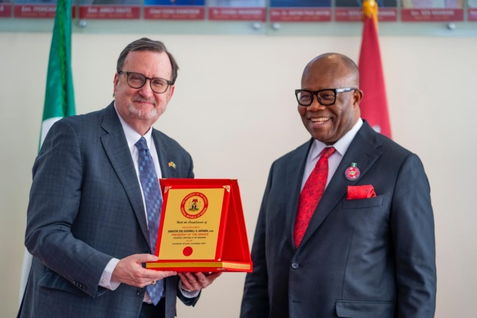 Akpabio, US Envoy hold talks to strengthen Nigeria - US relations.