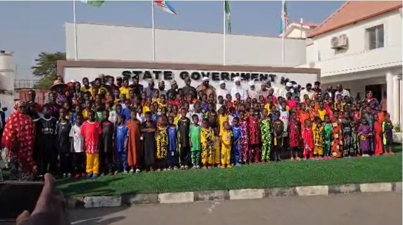 Gov Bago receives remaining rescued St. Mary’s School students