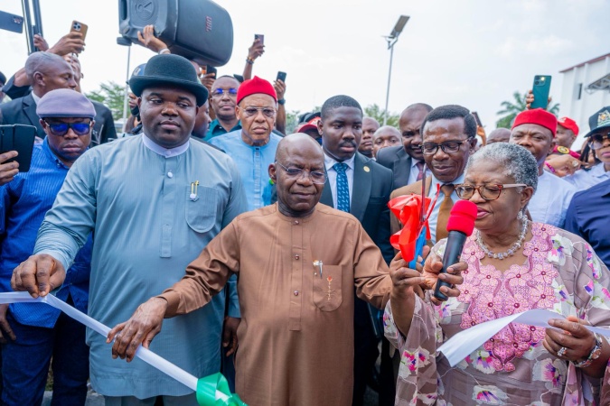 Okonjo-Iweala commissions electric buses, green shuttle services introduce by Abia govt