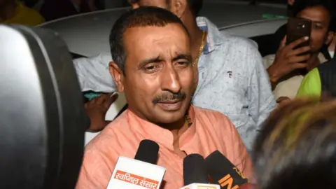 India top court orders ex-lawmaker to stay in jail over rape