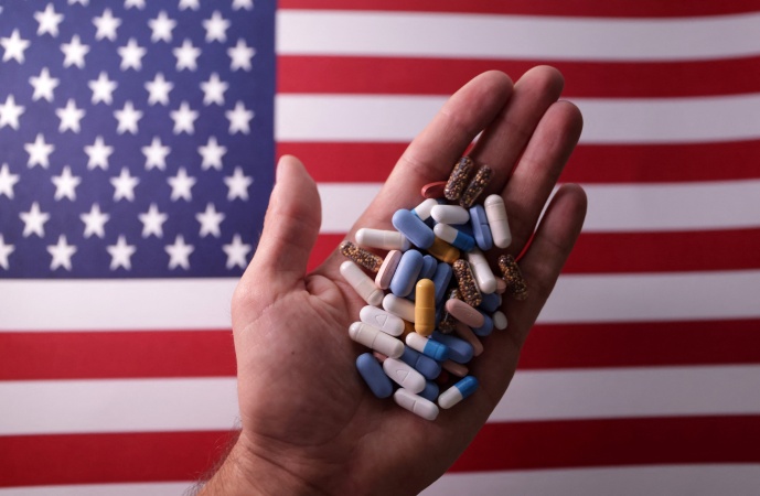Drugmakers raise US prices on 350 medicines despite pressure from Trump