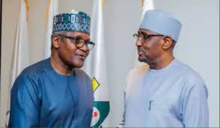 BREAKING: Dangote storms EFCC, files formal corruption petition against Ex-NMDPRA Boss Farouk Ahmed 