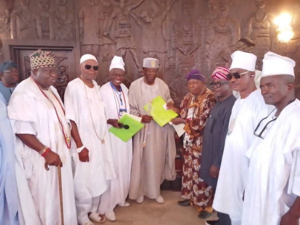 Awujale: Ruling House submits names of candidates to kingmakers