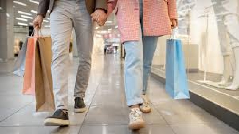 Mall-based women’s retailer begins liquidation, closing all stores