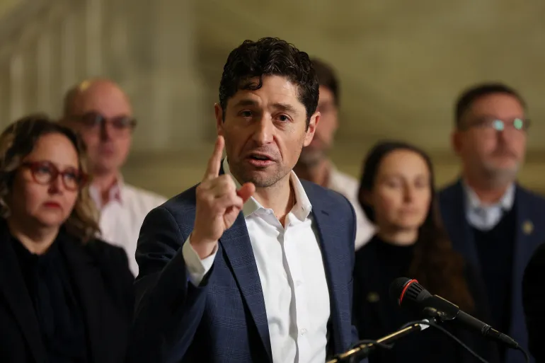 Minneapolis leaders urge transparency, independent probe after ICE killing