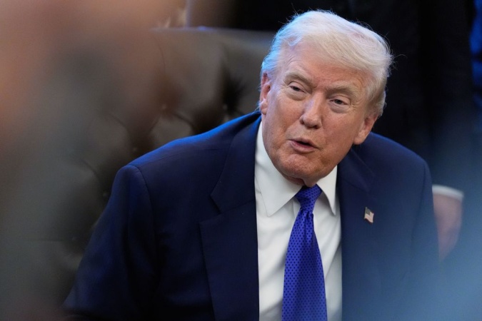 Key House conservatives bow to Trump ahead of government funding vote, signaling swift end to shutdown
