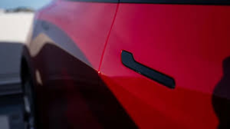China bans hidden car door handles over safety concerns