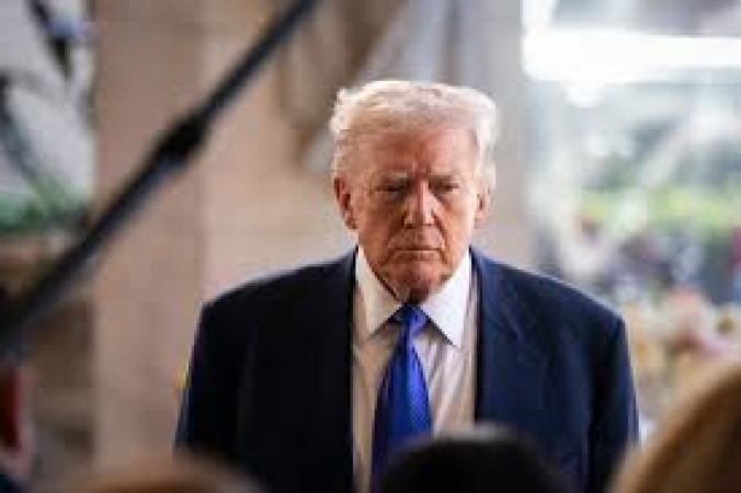 Republicans condemn racist Trump video post depicting Obamas as apes