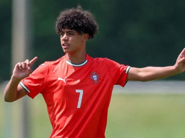 Cristiano Ronaldo's son debuts for the Portuguese national team