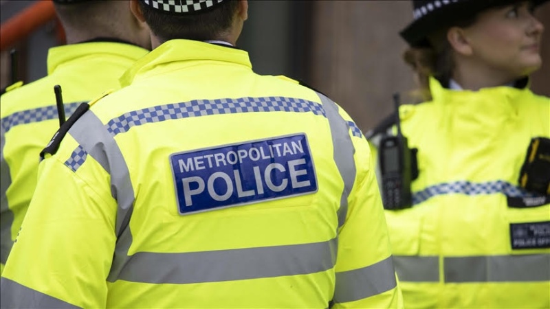 Teenager stabbed dead on London street, killer disappears