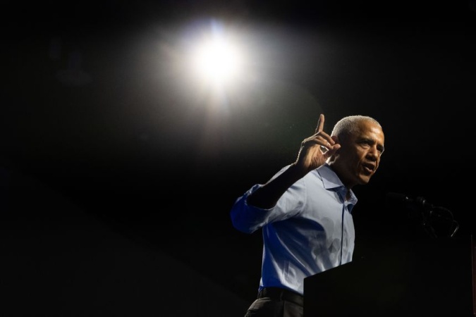 Obama clarifies alien comments after telling podcast ‘they’re real’
