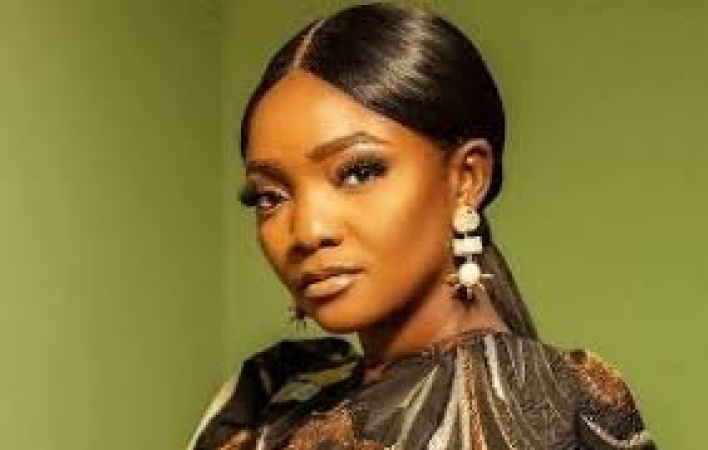 Outrage as Simi’s 2012 post ‘sexualising’ four-year-old boy resurfaces online