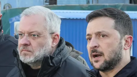 Ukraine's ex-energy minister detained while attempting to leave country