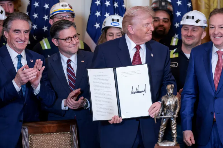 Trump orders Pentagon to buy electricity generated by coal